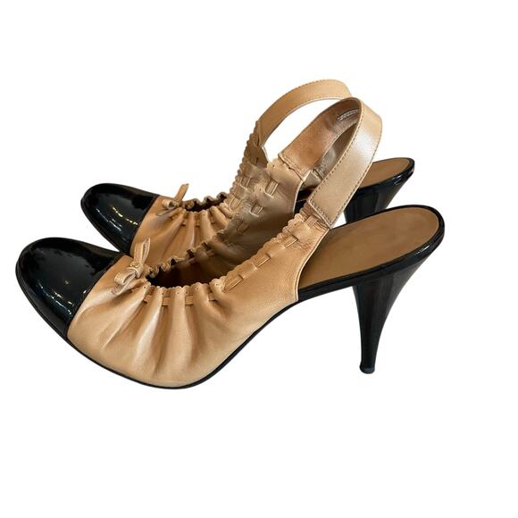 Chanel Tan Gathered Leather Black Toe Cap Slingback Heels FR 40.5 / US 9.5 AS IS - Picture 4 of 11